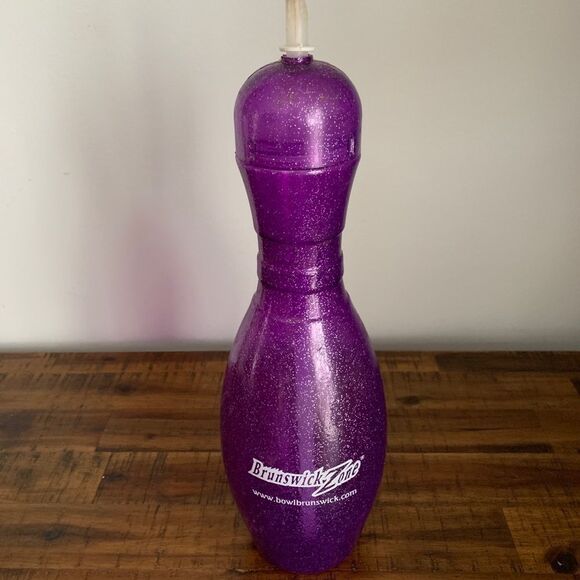 Speckled Plastic Bowling Pin Brunswick Zone Cup - Picture 1 of 1